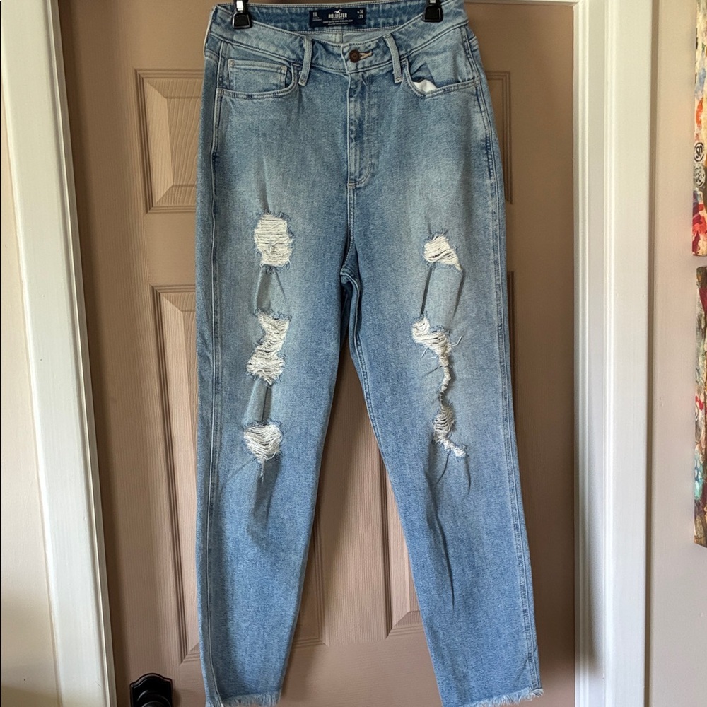 Hollister Light Wash Distressed Boyfriend Jeans